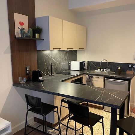 Appartement Au Coeur Du Centre Ville De การ์กาซอน ภายนอก รูปภาพ