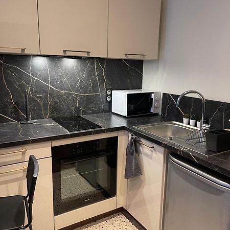Appartement Au Coeur Du Centre Ville De การ์กาซอน ภายนอก รูปภาพ