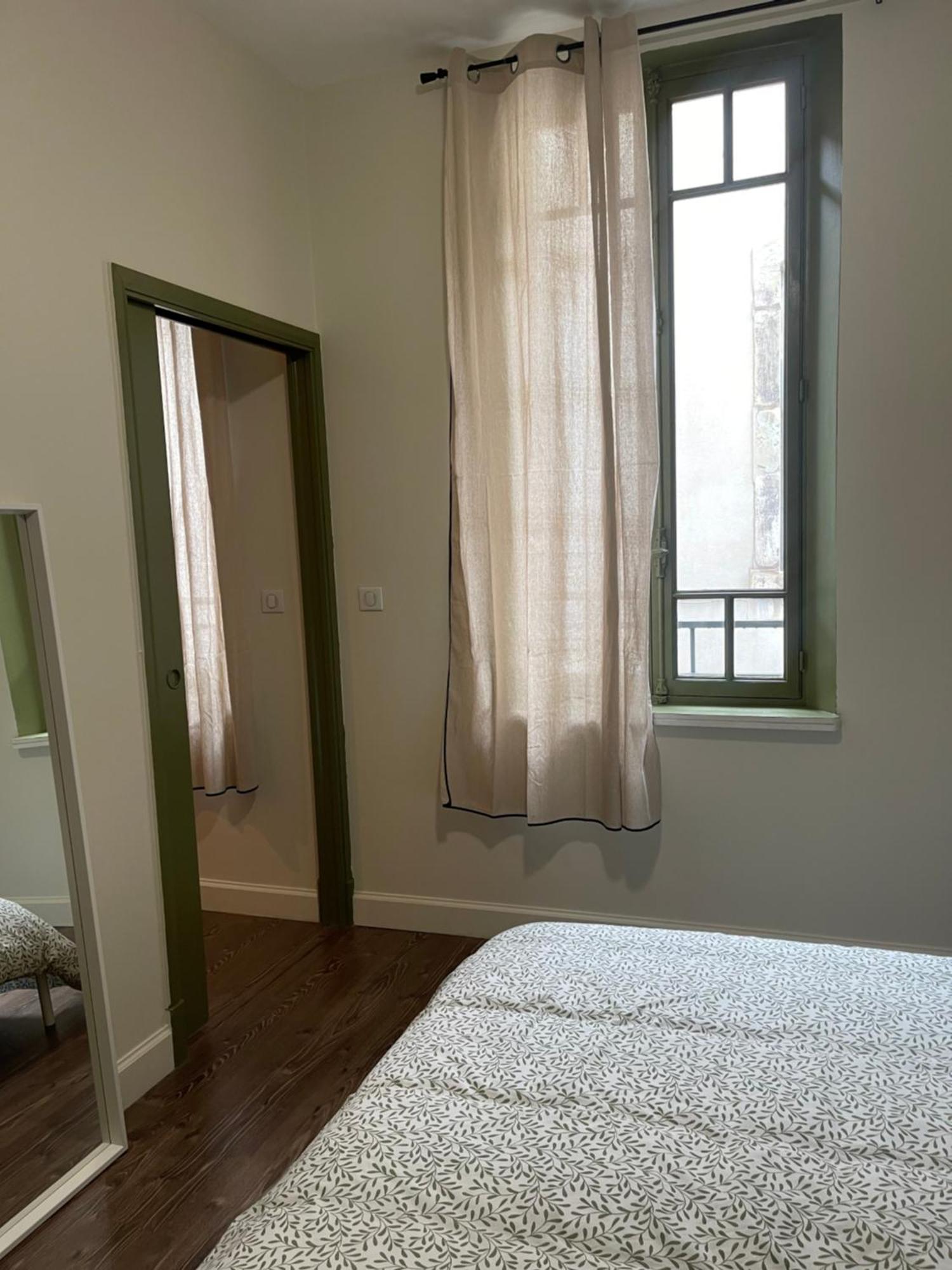 Appartement Au Coeur Du Centre Ville De การ์กาซอน ภายนอก รูปภาพ